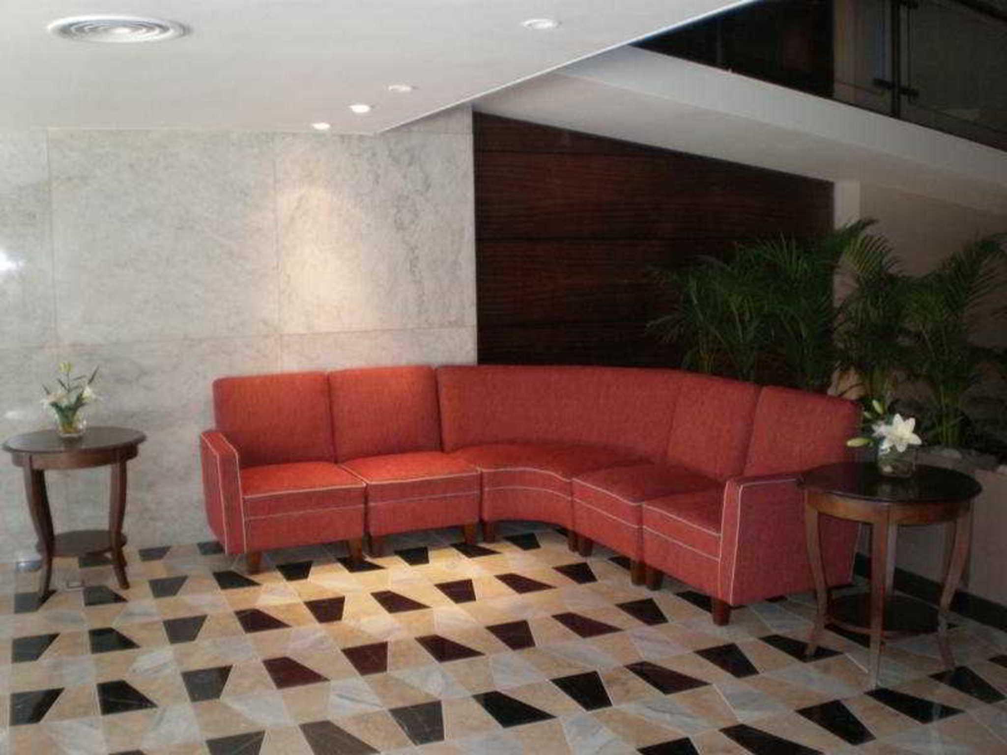 Hotel Grand King