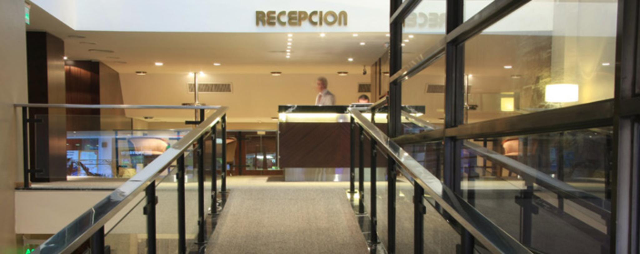 Grand King Hotel 4*